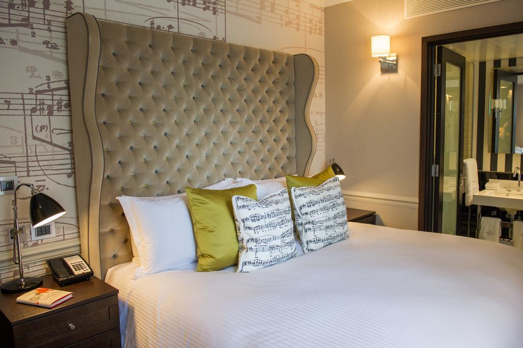 The Ampersand Hotel - Small Luxury Hotels Of The World Лондон Екстериор снимка A bedroom at the hotel