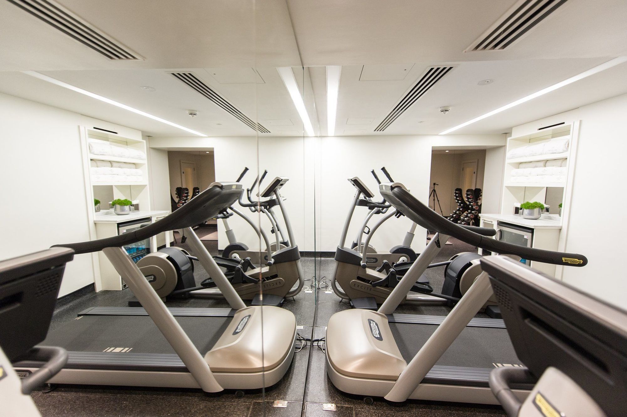 The Ampersand Hotel - Small Luxury Hotels Of The World Лондон Съоръжения снимка The gym at The Hari