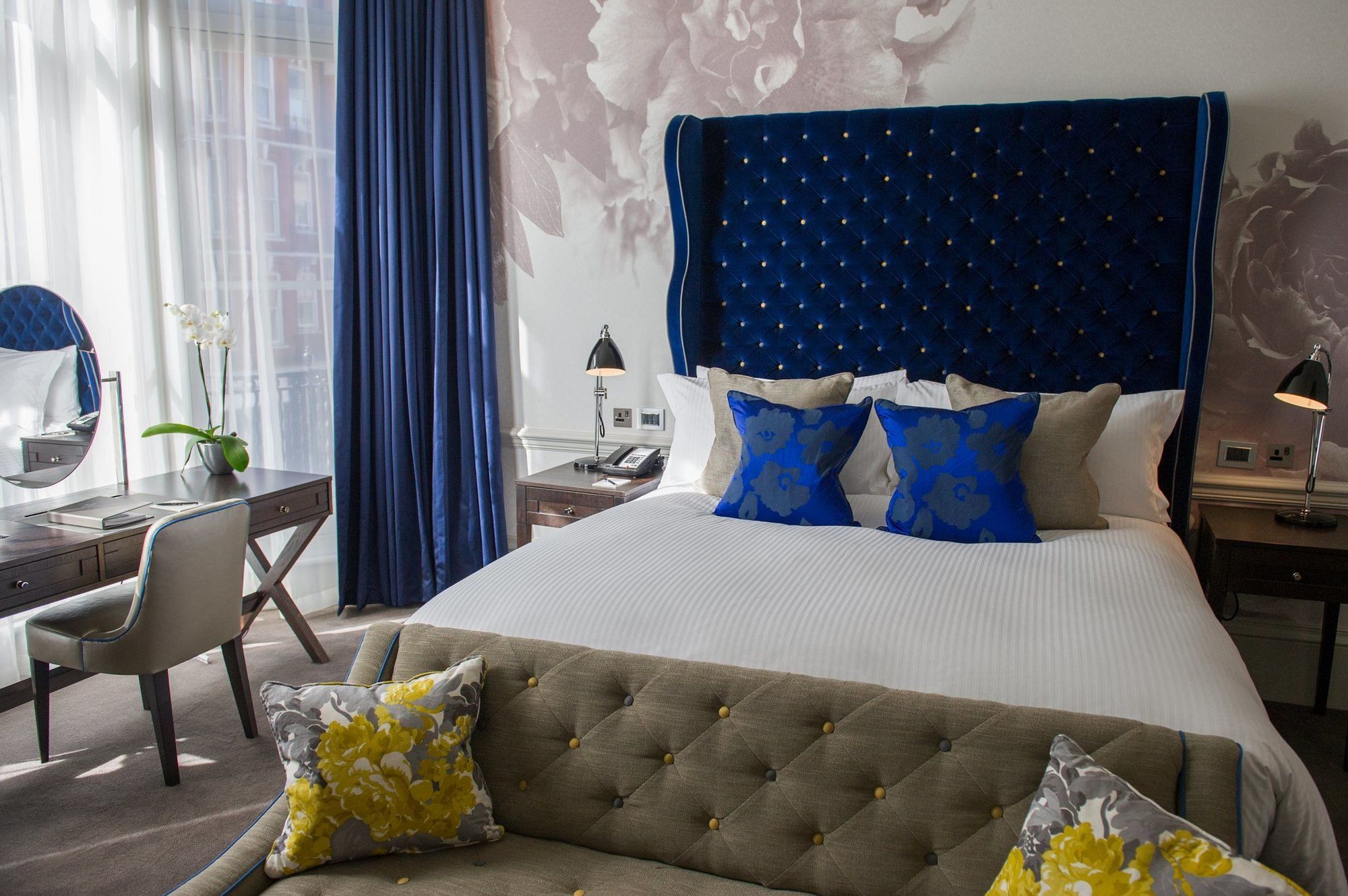 The Ampersand Hotel - Small Luxury Hotels Of The World Лондон Стая снимка A bedroom at the hotel